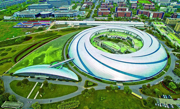 浦东三十而立正当年,再立潮头继续乘风破浪